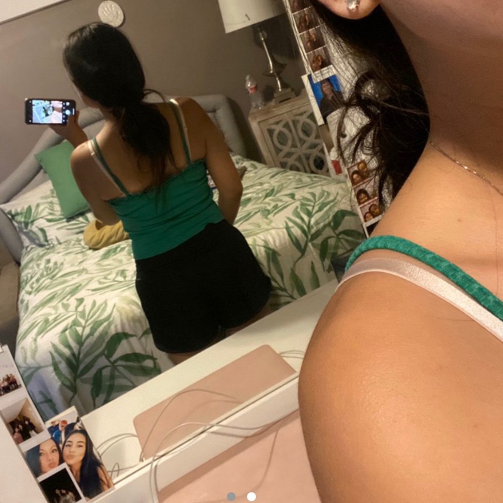 Forever 22 green top - Picture 2 of 2